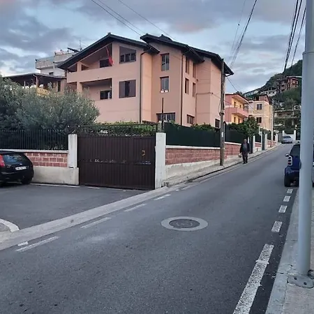 Damsi Loft Apartment *